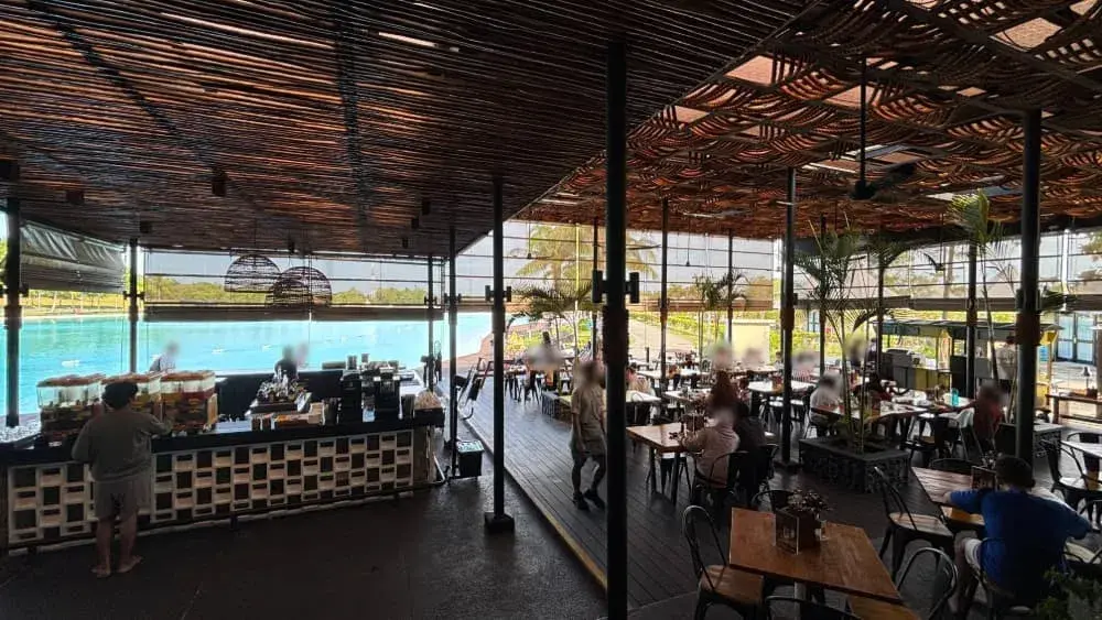 「The Patio Restaurant & Bar」の朝食1