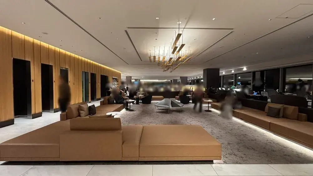 ANAラウンジ羽田空港 国際線：メインフロア