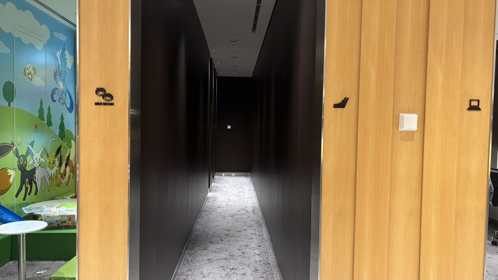 ANAラウンジ羽田空港 国際線：個室の入口