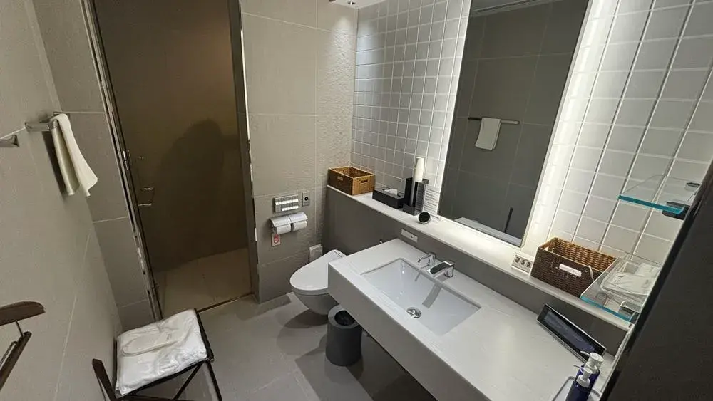 羽田空港国際線ANAラウンジのシャワー