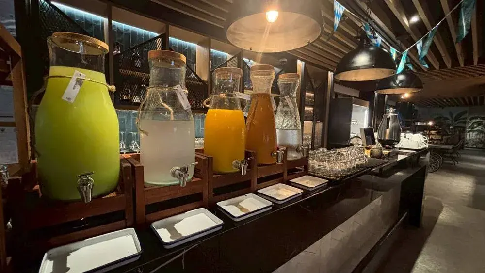 フォーポイント プーケット 朝食 2025|ドリンク類