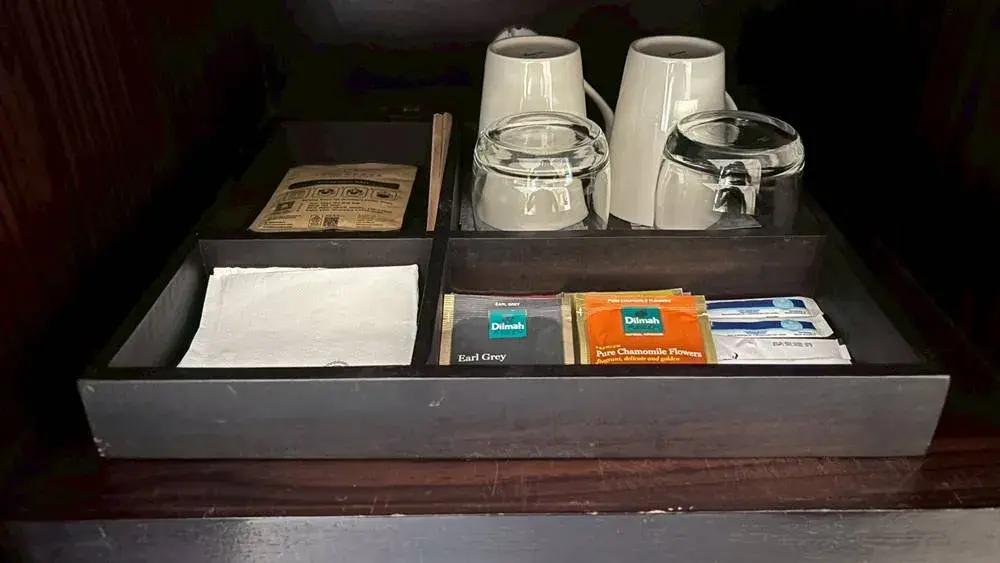 シェラトン・バリ・クタ・リゾートのプラチナ特典で、アップグレードされたスイートルームのコーヒーや紅茶など