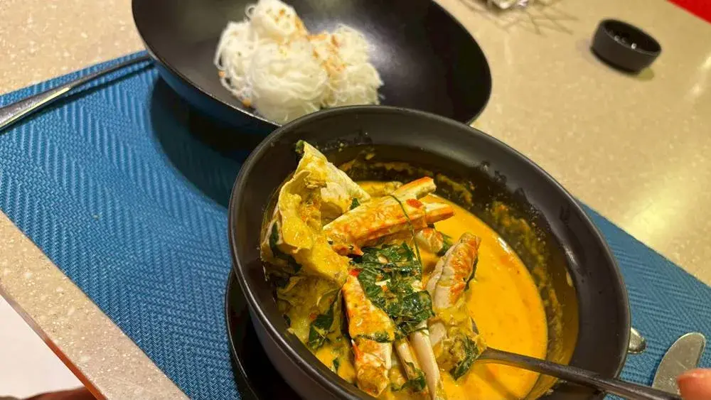 蟹がたくさん入っている様子