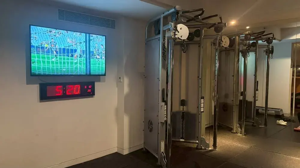 シェラトン・バリ・クタ・リゾートのジム：ウエイトマシン