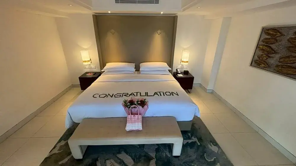 シェラトン・バリ・クタ・リゾートのプラチナ特典で、アップグレードされたスイートルームのベッドルーム