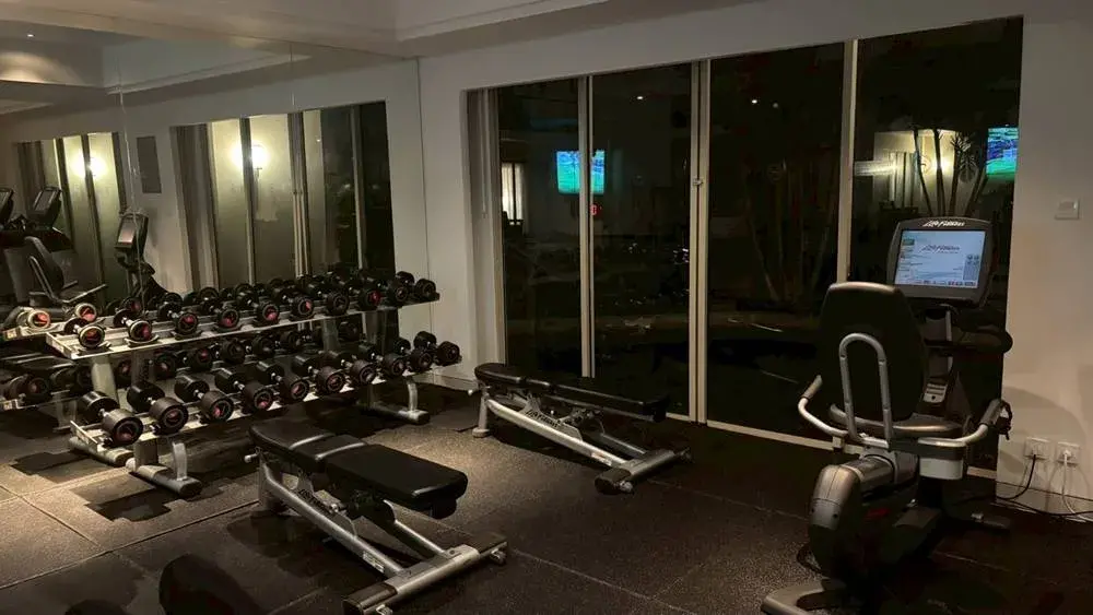 シェラトン・バリ・クタ・リゾートのジム：ダンベル類