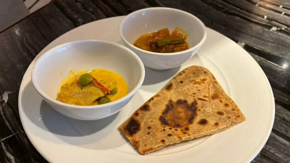 フォーポイント プーケット 朝食 2025|カレー