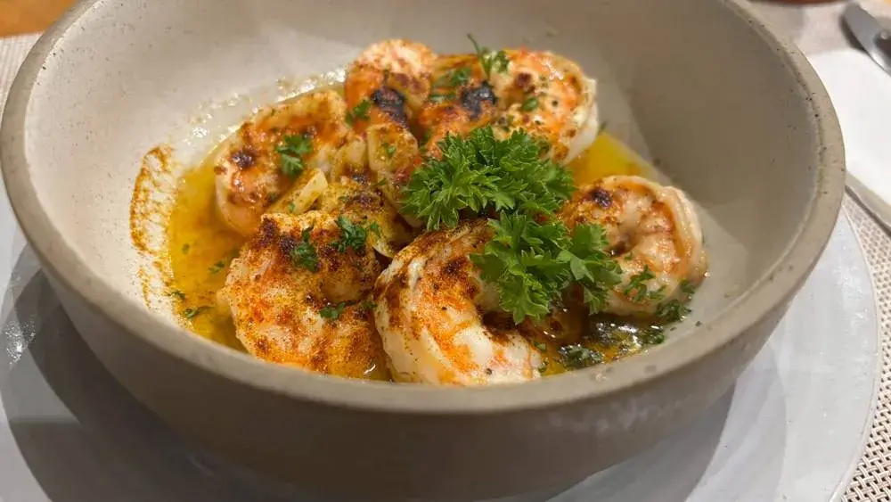 Eden Restaurant & Bar Patong|エビのアヒージョ