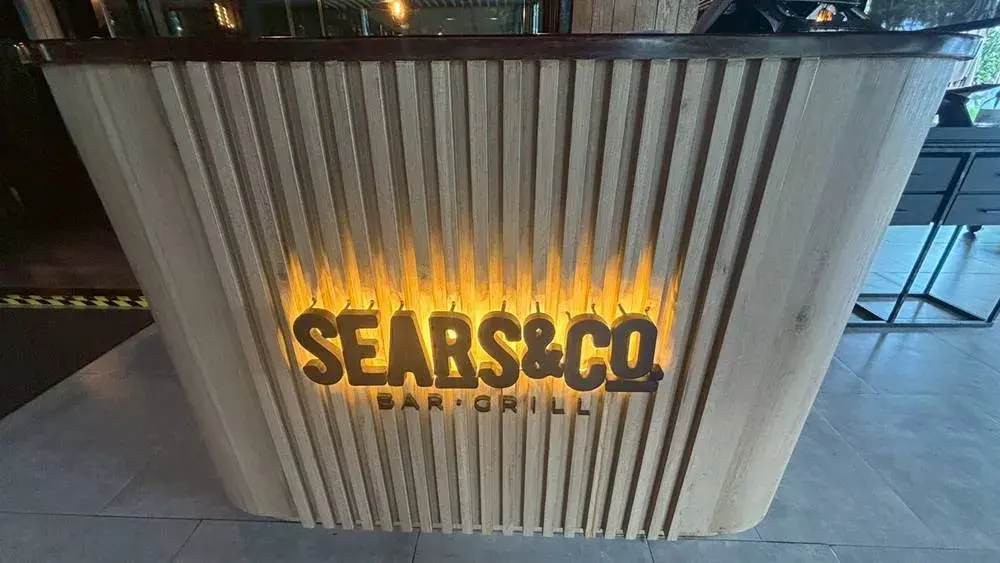 フォーポイントバイシェラトン・プーケット・パトンビーチ・リゾート|朝食会場「Sears & Co.」