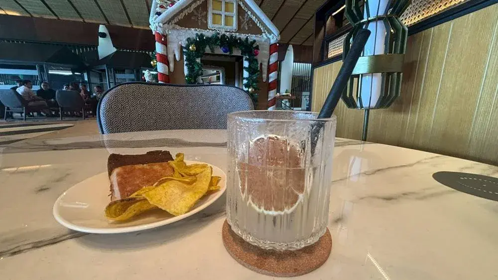 シェラトン・バリ・クタ・リゾートのウエルカムドリンクとスナック