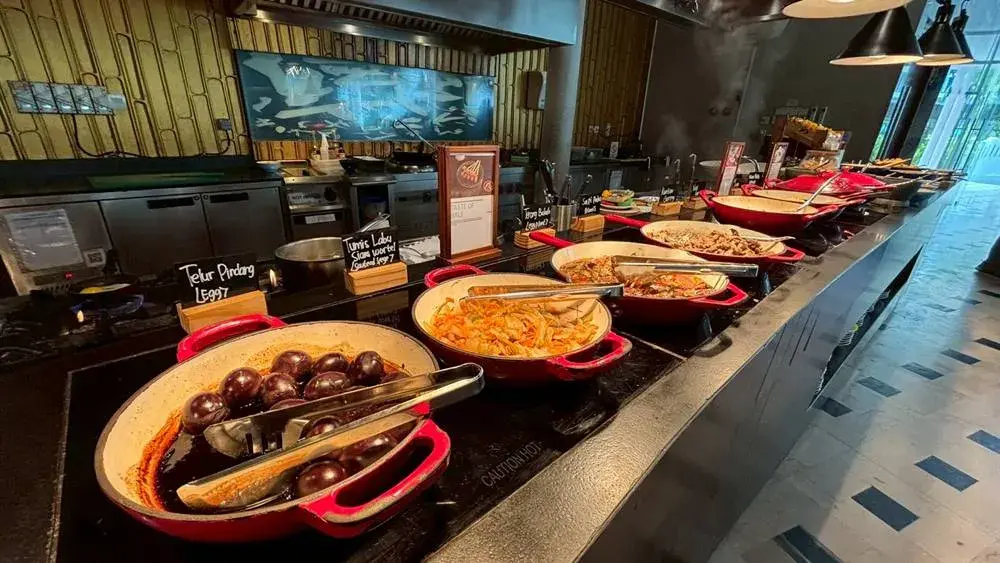 ル メリディアン バリ ジンバランの朝食「Bamboo Chic」ホットミール