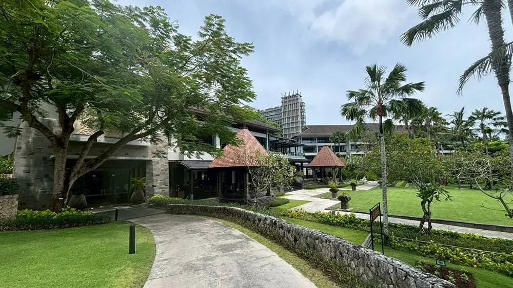 リッツカールトン・バリの美しいお庭と、ハーブガーデン