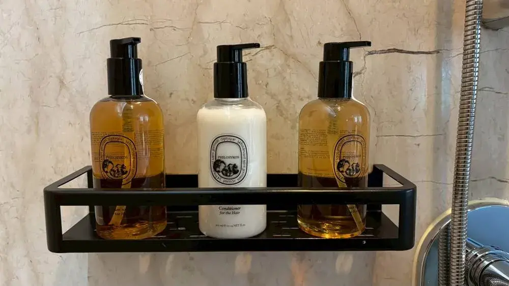 リッツカールトン・バリのバスアメニティ「ディプティック・フィロシコス」のシャンプー・コンディショナー・ボディーソープ