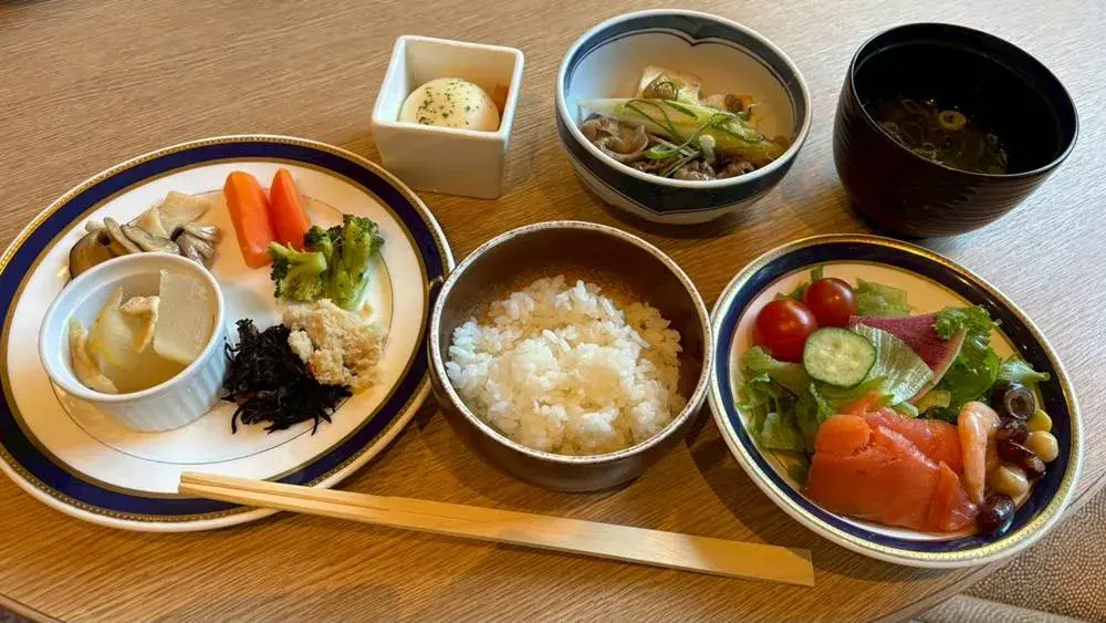 ザ・プリンス 京都宝ヶ池、オートグラフ コレクション:ラウンジでの朝食